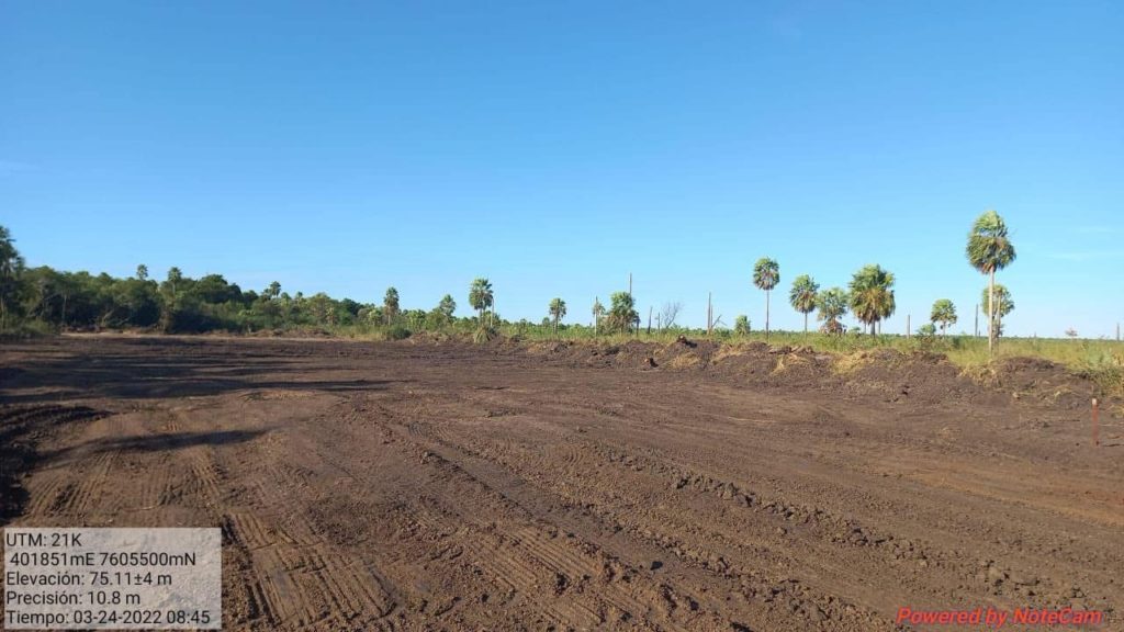Construyen camino de acceso al futuro puente de la Bioceánica