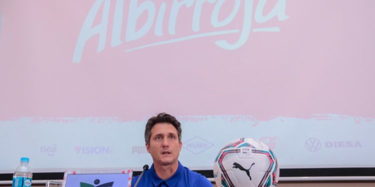 La convocatoria de Schelotto para el último combo