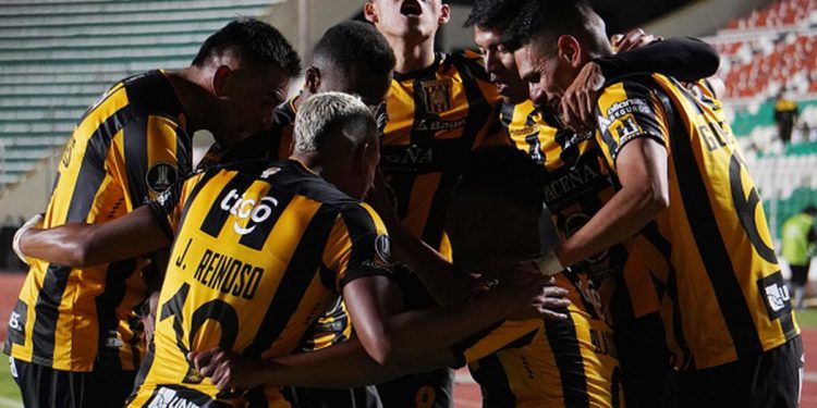 Goleada, remontada y clasificación del The Strongest