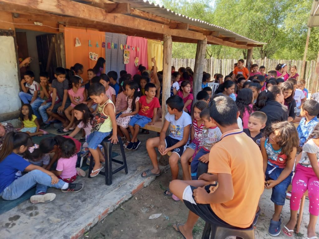 Niños y adolescentes de Puerto Casado son asistidos a través del proyecto La Hora Feliz
