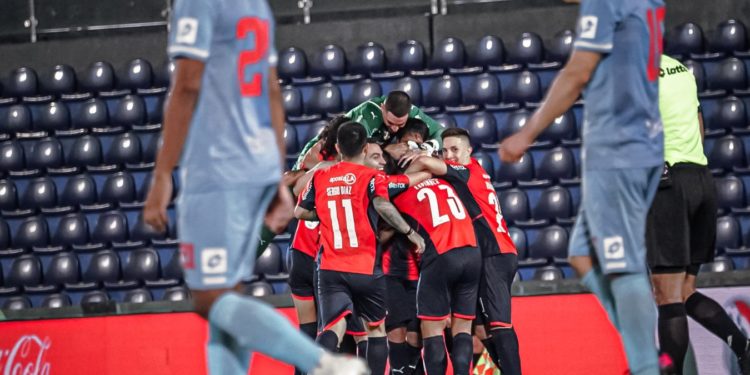 Con goleada el Ciclón recupera el liderato