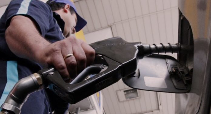 Reajuste de precios de combustibles de Petropar rigen desde ayer