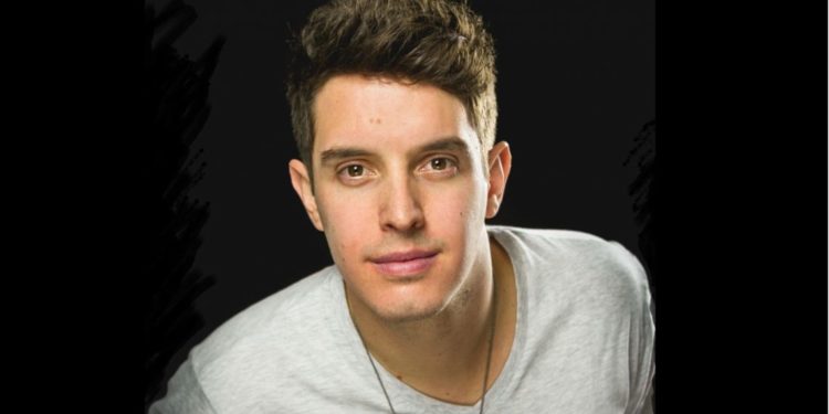 KIKE PAVÓN ESTRENÓ EL SENCILLO «TIERRA PROMETIDA.