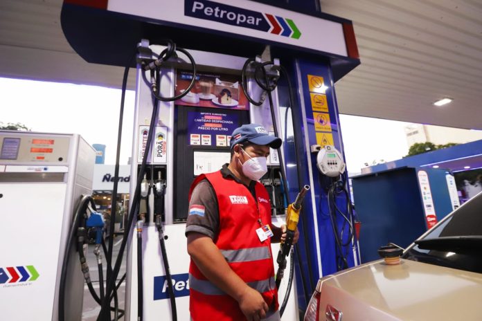Anuncian nueva rebaja de combustibles en Petropar y presentarán proyecto de compensación