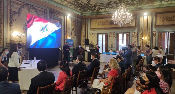 MEC presenta nueva plataforma educativa para estudiantes y docentes