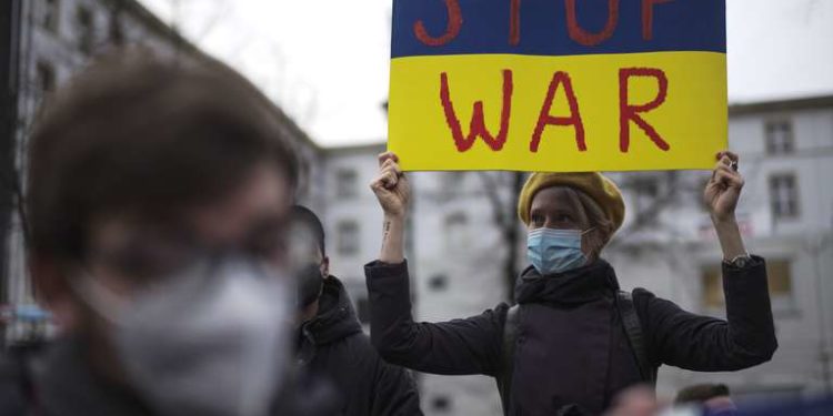 Más de 4.000 personas se unieron para orar por Ucrania, “Es asombroso lo que pueden hacer juntos”