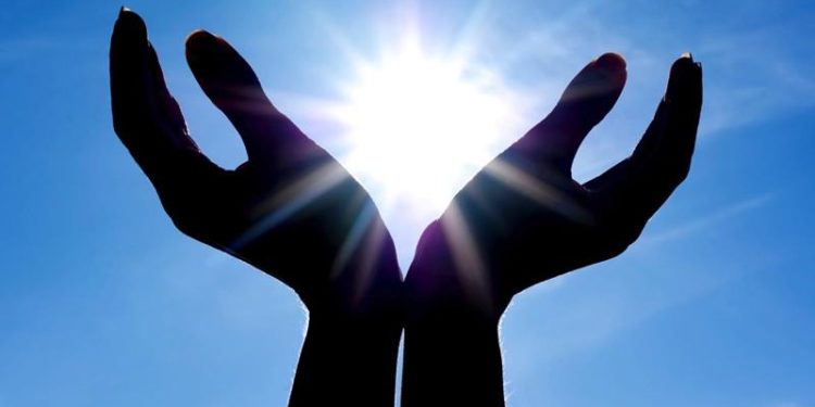 Su gracia es la que te sostiene Su gracia es la que te sostiene