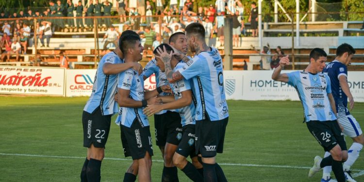 Guaireña se hizo fuerte de local Guaireña se hizo fuerte de local