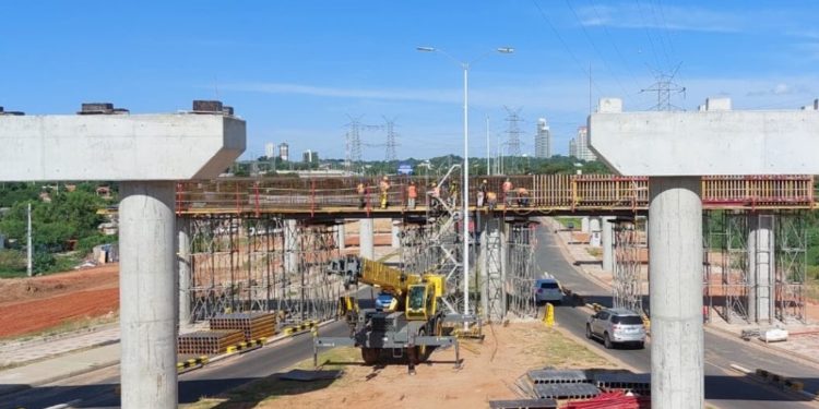 Puente Héroes del Chaco: prosiguen labores en varios frentes y obra registra 60% de avance
