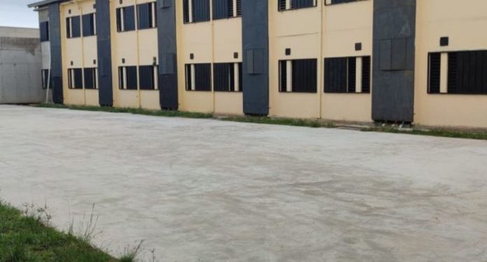 Ministerio de Justicia recibirá nuevos penales en mayo y busca recursos para equiparlos