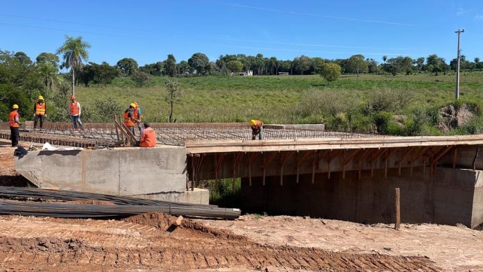 Transitan en su etapa final los ocho puentes construidos en Canindeyú y Caaguazú