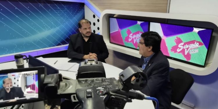 “Si los padres hoy no asumen su paternidad y maternidad responsable van a lamentar mañana”, afirmó el Dr. Montiel “Si los padres hoy no asumen su paternidad y maternidad responsable van a lamentar mañana”, afirmó el Dr. Montiel