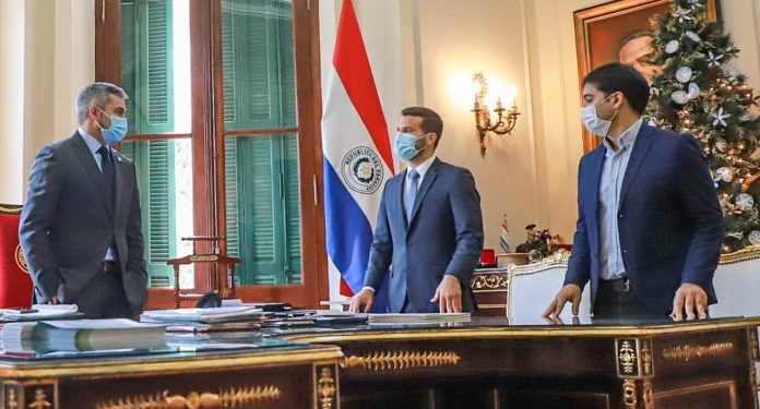 Gobierno evalúa posibilidad de levantar la emergencia sanitaria tras dos años