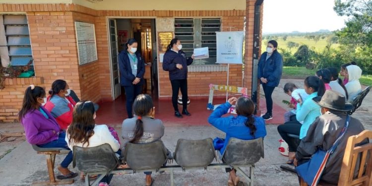 Embarazadas reciben acompañamiento a través del club de madres Embarazadas reciben acompañamiento a través del club de madres