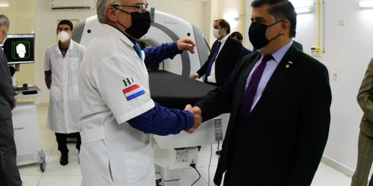 Tomógrafo y equipos para anestesia fueron entregados al Hospital del Trauma Tomógrafo y equipos para anestesia fueron entregados al Hospital del Trauma