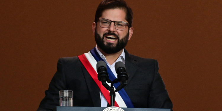 Gabriel Boric, entre las 100 personas más influyentes de 2022