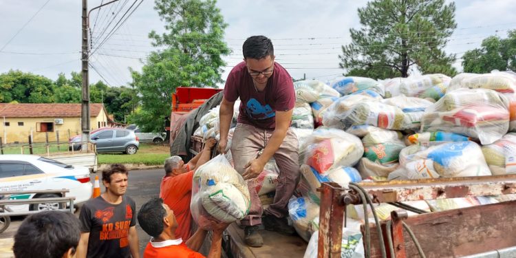 Cerca de 8.400 familias rurales de Misiones recibieron asistencia alimentaria por parte del Gobierno Cerca de 8.400 familias rurales de Misiones recibieron asistencia alimentaria por parte del Gobierno