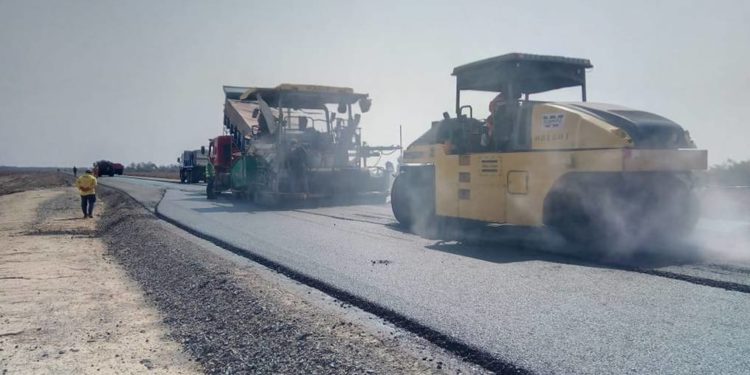 Tras acuerdo con la comuna El MOPC realizará obras viales en Itá Tras acuerdo con la comuna El MOPC realizará obras viales en Itá