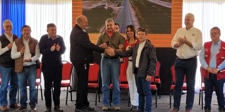 Tramo que une Filadelfia con Loma Plata garantizará el tránsito de 40.000 pobladores