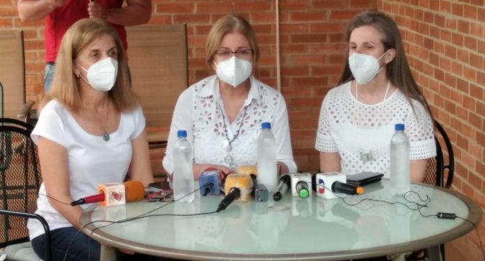 Mandatario reitera solidaridad con familia Denis