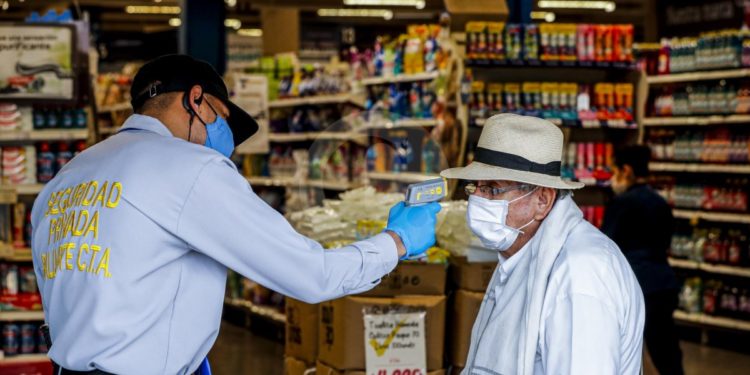 Ministerio de Trabajo recomienda vacunación y uso de tapabocas