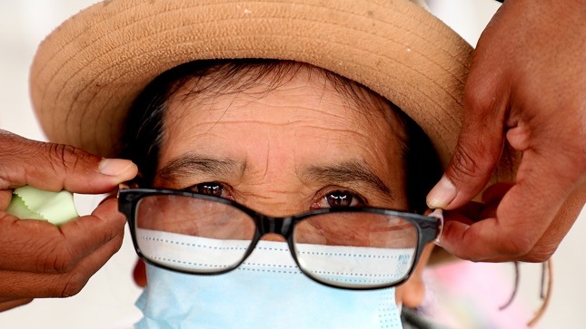 Firman convenio para otorgar descuentos en adquisición de anteojos Firman convenio para otorgar descuentos en adquisición de anteojos