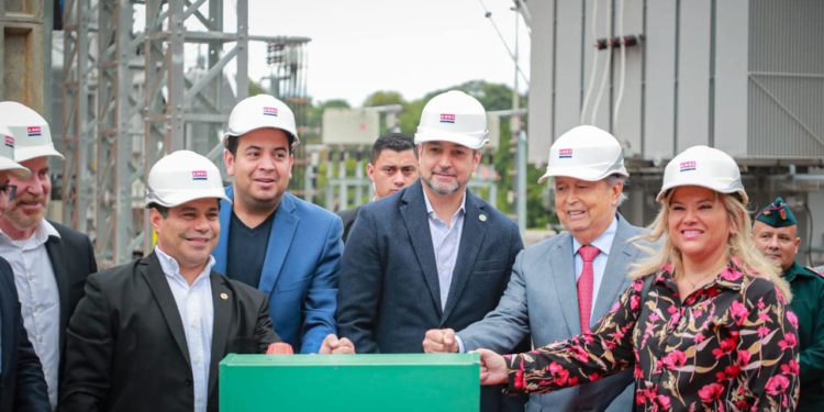 Gobierno inaugura subestación en Villa Elisa