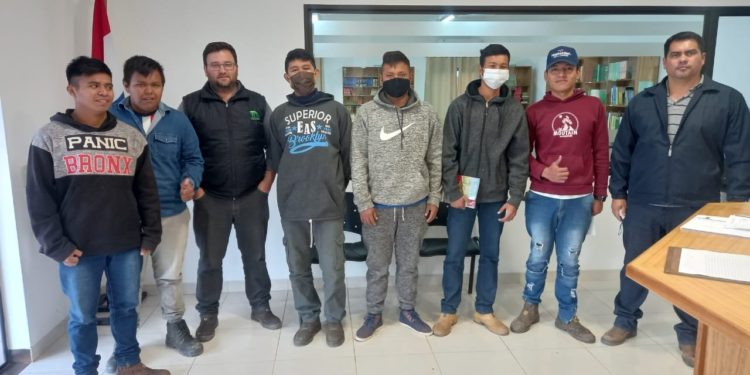 Municipalidad de Filadelfia asistió a estudiantes del nivel técnico con el pago de becas