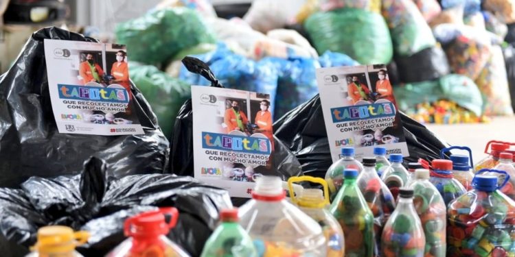 Exitosa campaña de colectas de tapitas a favor de niños con Cáncer Exitosa campaña de colectas de tapitas a favor de niños con Cáncer