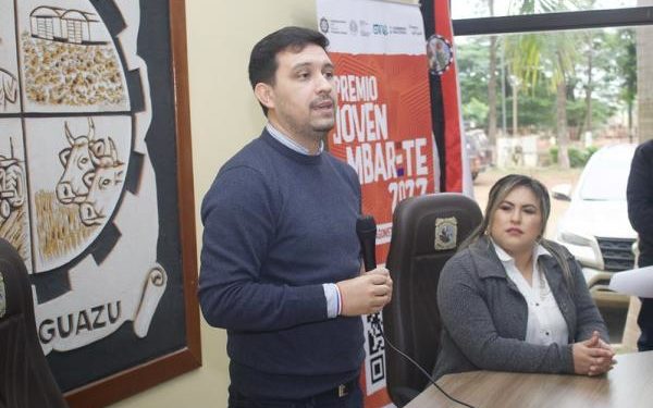 Ministro de la SNJ presentó el Premio Nacional Joven Mbarete en Minga Guazú