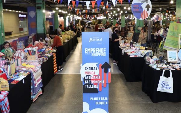 Emprende Shopping se realiza con charlas y exposición de ventas este miércoles