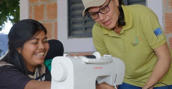 𝗠𝘂𝗷𝗲𝗿𝗲𝘀 𝗮𝘆𝗼𝗿𝗲𝗮𝘀 𝗮𝗺𝗽𝗹í𝗮𝗻 𝘀𝘂𝘀 𝗰𝗮𝗽𝗮𝗰𝗶𝗱𝗮𝗱𝗲𝘀