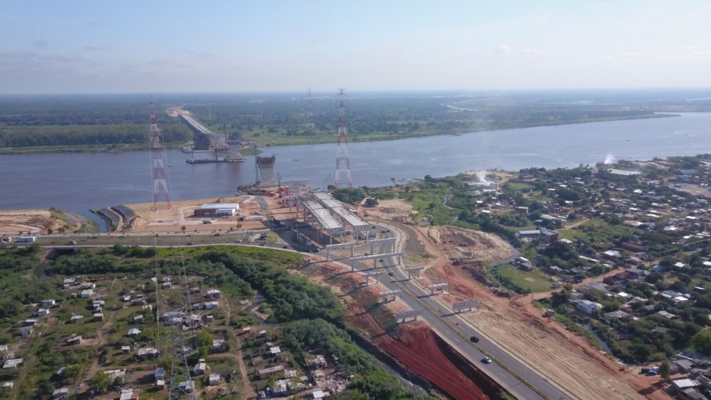 Puente Héroes del Chaco: inician primeros trabajos sobre terraplén, lado Asunción