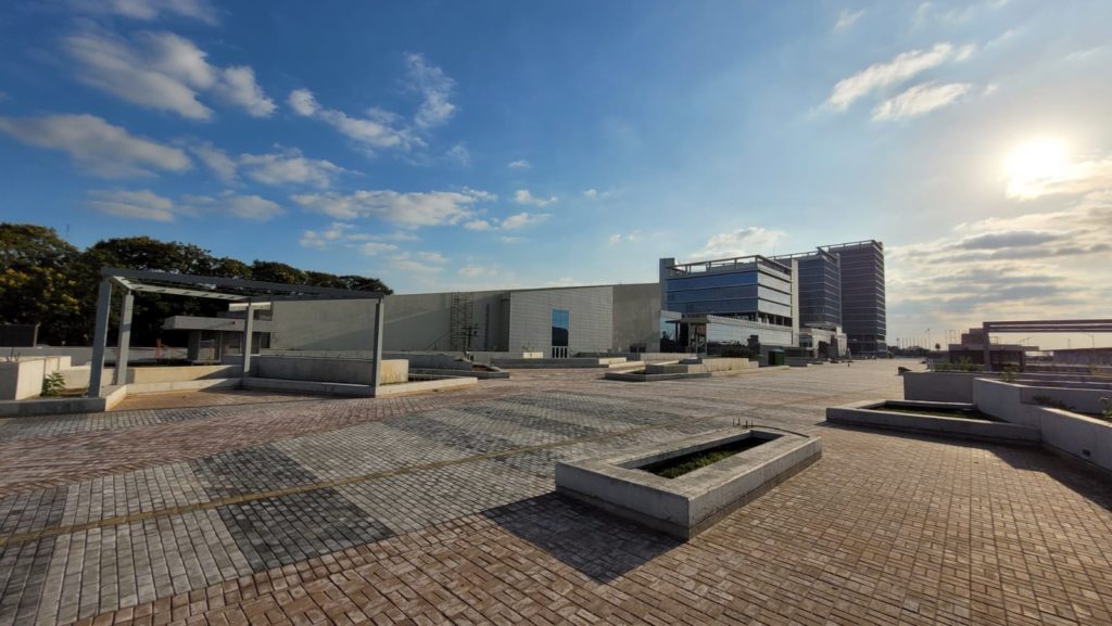 Torre del MEC es el primer edificio 100% terminado en la zona del Puerto de Asunción