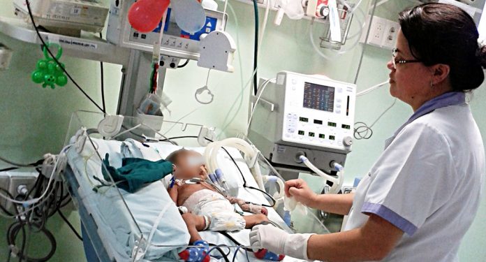 Se cuentan con más de 200 camas de terapia intensiva para pacientes neonatos y pediátricos
