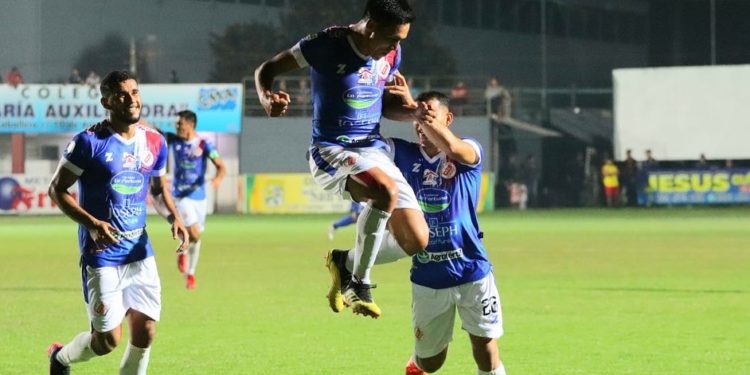 Pastoreo venció al líder San Lorenzo