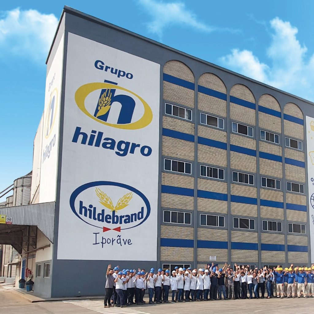 Hildebrand anuncia increíbles premios por el día de la amistad