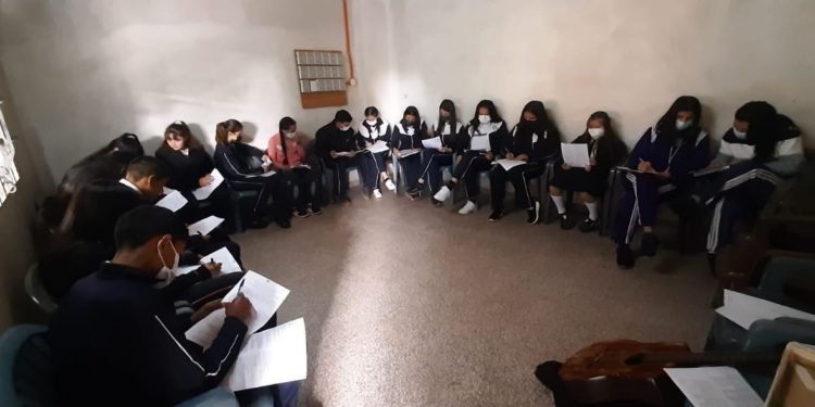 Niños, niñas y adolescentes de Iturbe participan de diálogo sobre sus derechos Niños, niñas y adolescentes de Iturbe participan de diálogo sobre sus derechos