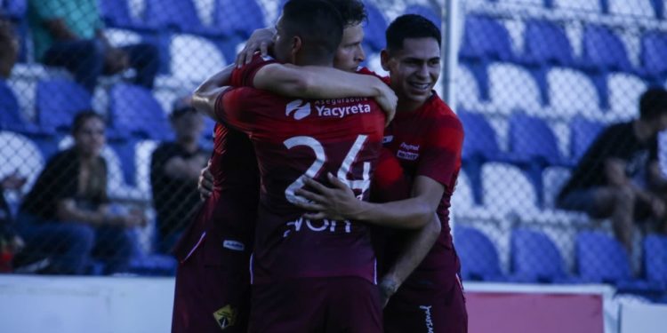 Nacional venció al 12 y es escolta de Cerro Porteño