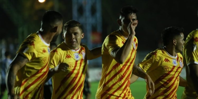 El Rojo Mallorquino se hizo fuerte en Villarrica El Rojo Mallorquino se hizo fuerte en Villarrica