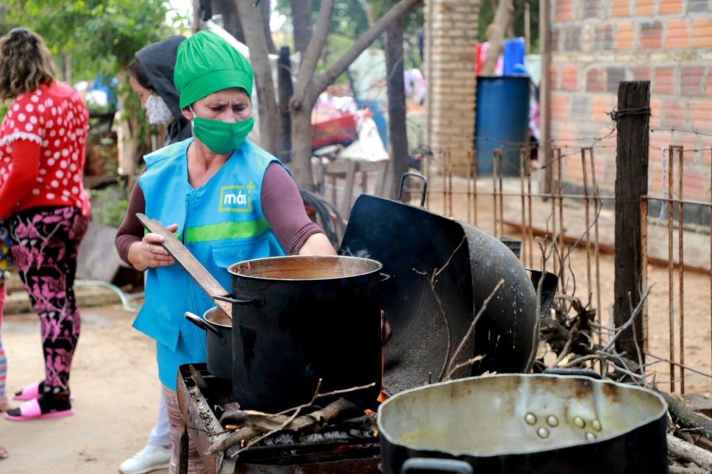 Poder Ejecutivo promulgó ley que fortalecerá y apoyará a comedores y centros comunitarios Poder Ejecutivo promulgó ley que fortalecerá y apoyará a comedores y centros comunitarios