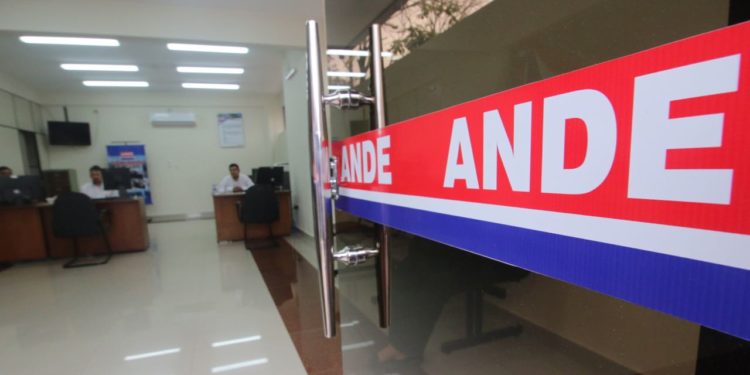 ANDE benefició con exoneraciones a casi 400.000 clientes ANDE benefició con exoneraciones a casi 400.000 clientes