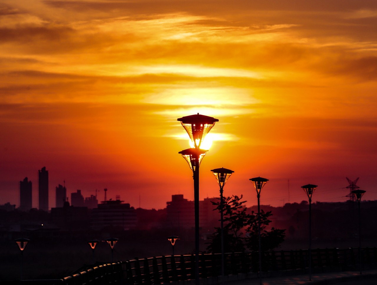 Se anuncia un martes cálido con vientos del noreste