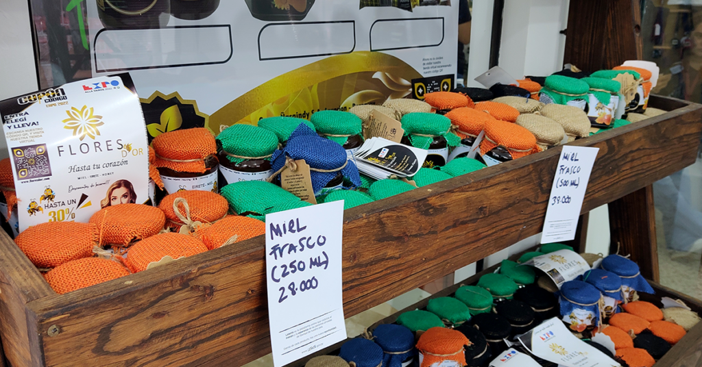 Continúa la exposición de productos penitenciarios en la Expo