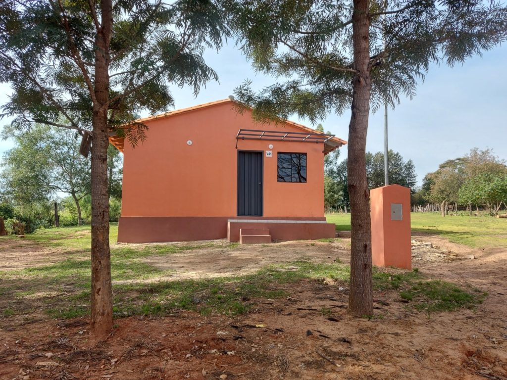 Cerca de 300 personas de San Pedro del Paraná serán beneficiadas con viviendas dignas del MUVH