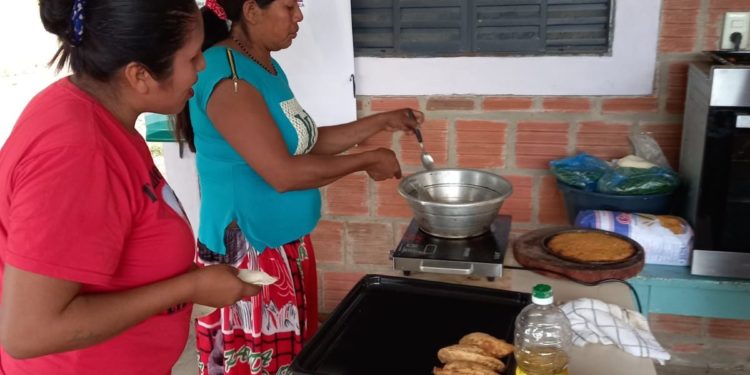 Cursos de cocina para comunidades ayoreo en Carmelo Peralta