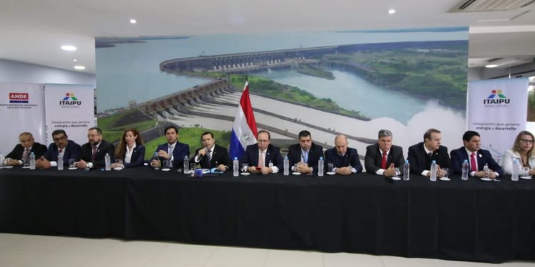 Paraguay y Brasil acuerdan tarifa intermedia para venta de energía de Itaipu Paraguay y Brasil acuerdan tarifa intermedia para venta de energía de Itaipu