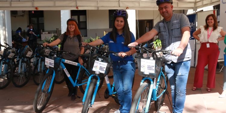 Profesionales de 20 USF de Limpio realizarán sus visitas en bicicleta