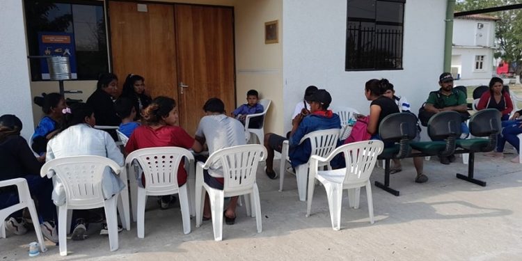 Con el nombre de “Retribuyendo al pueblo” posibilitaron más de 1.400 atenciones de salud en el Chaco Con el nombre de “Retribuyendo al pueblo” posibilitaron más de 1.400 atenciones de salud en el Chaco