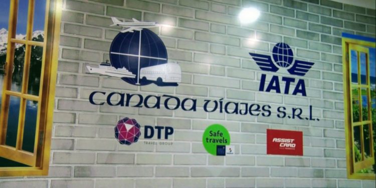 Canadá Viajes brinda soporte a interesados en emprender un vuelo desde su stand de la Expo Rodeo Trébol